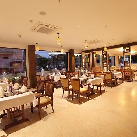 Hotel Maria Park Muvattupuzha 外观 照片